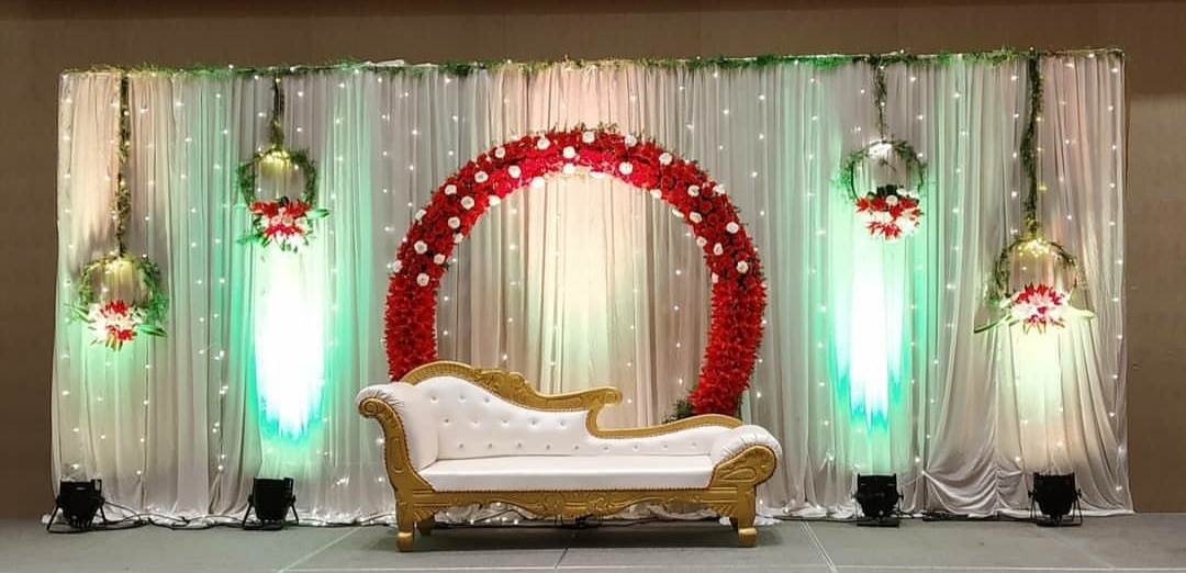 Classic White and Red