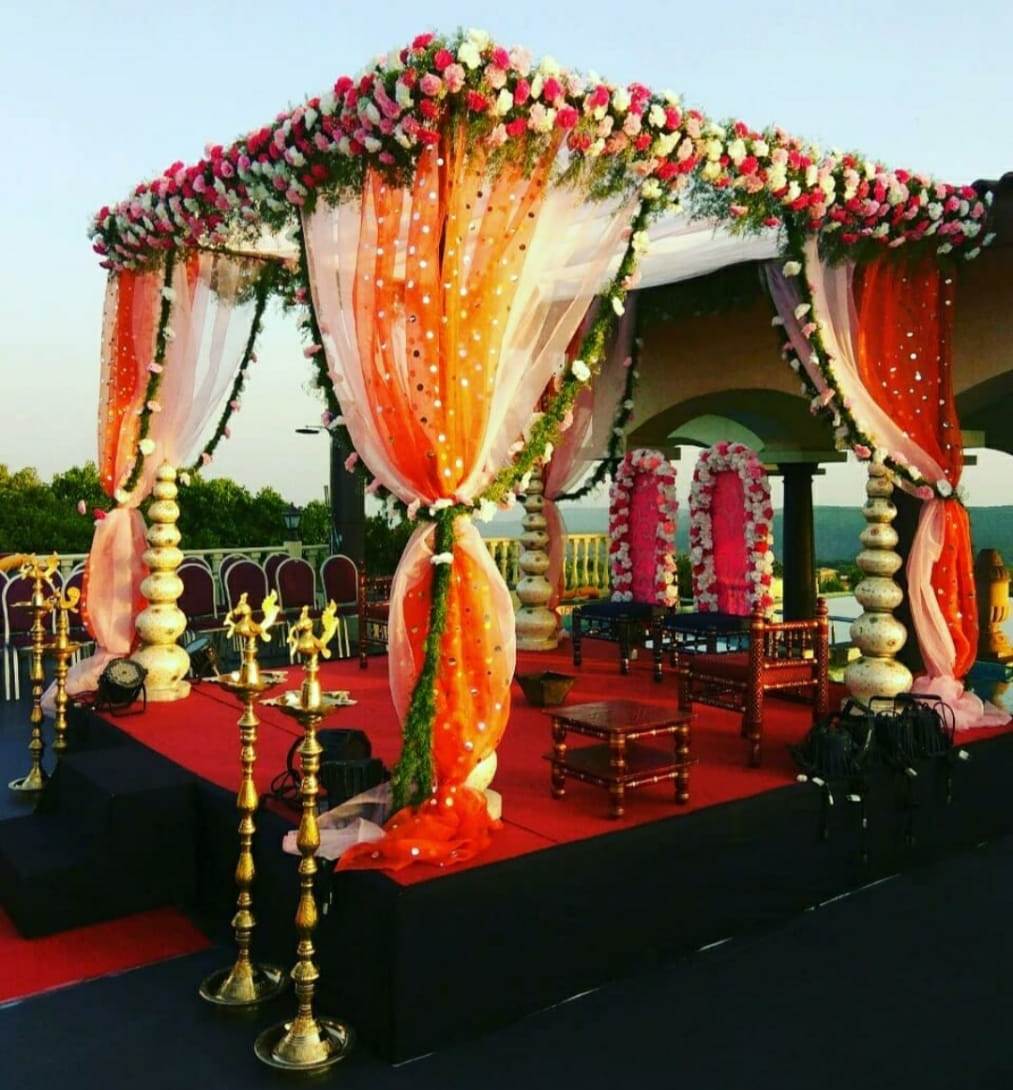 Floral Outdoor Mantap
