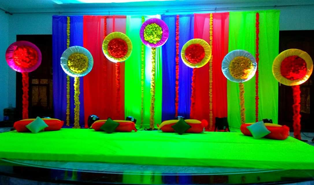 Vibrant Mehendi Setup