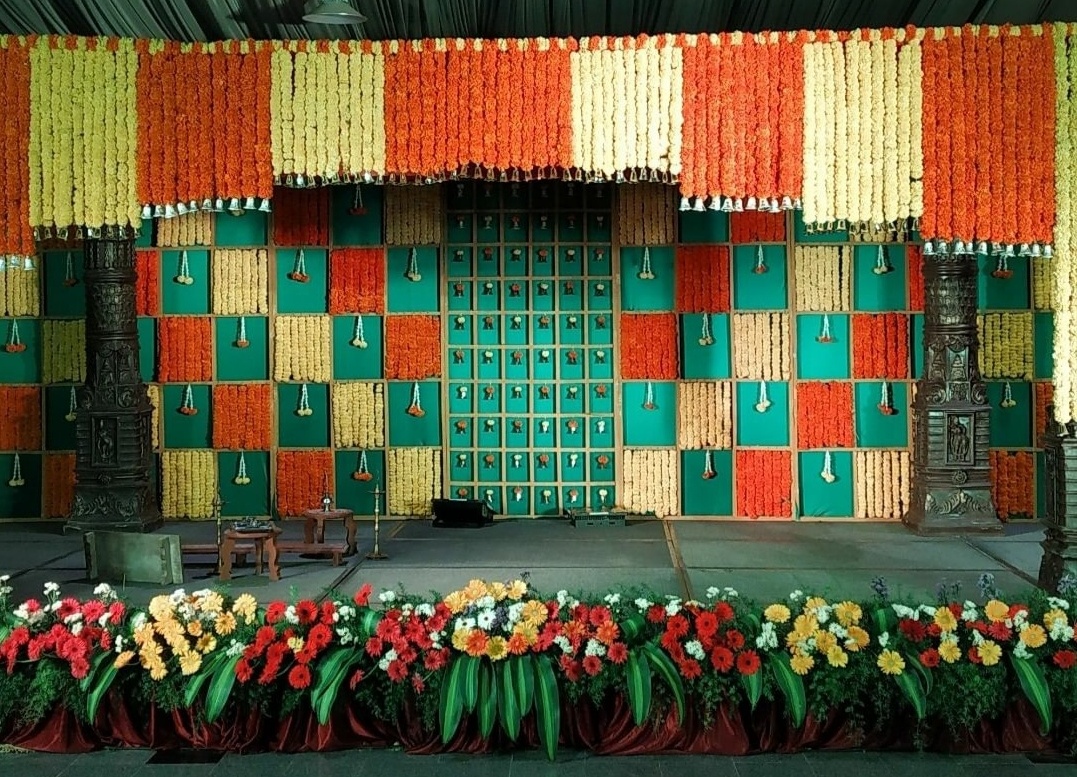 Checkered Floral Mantap